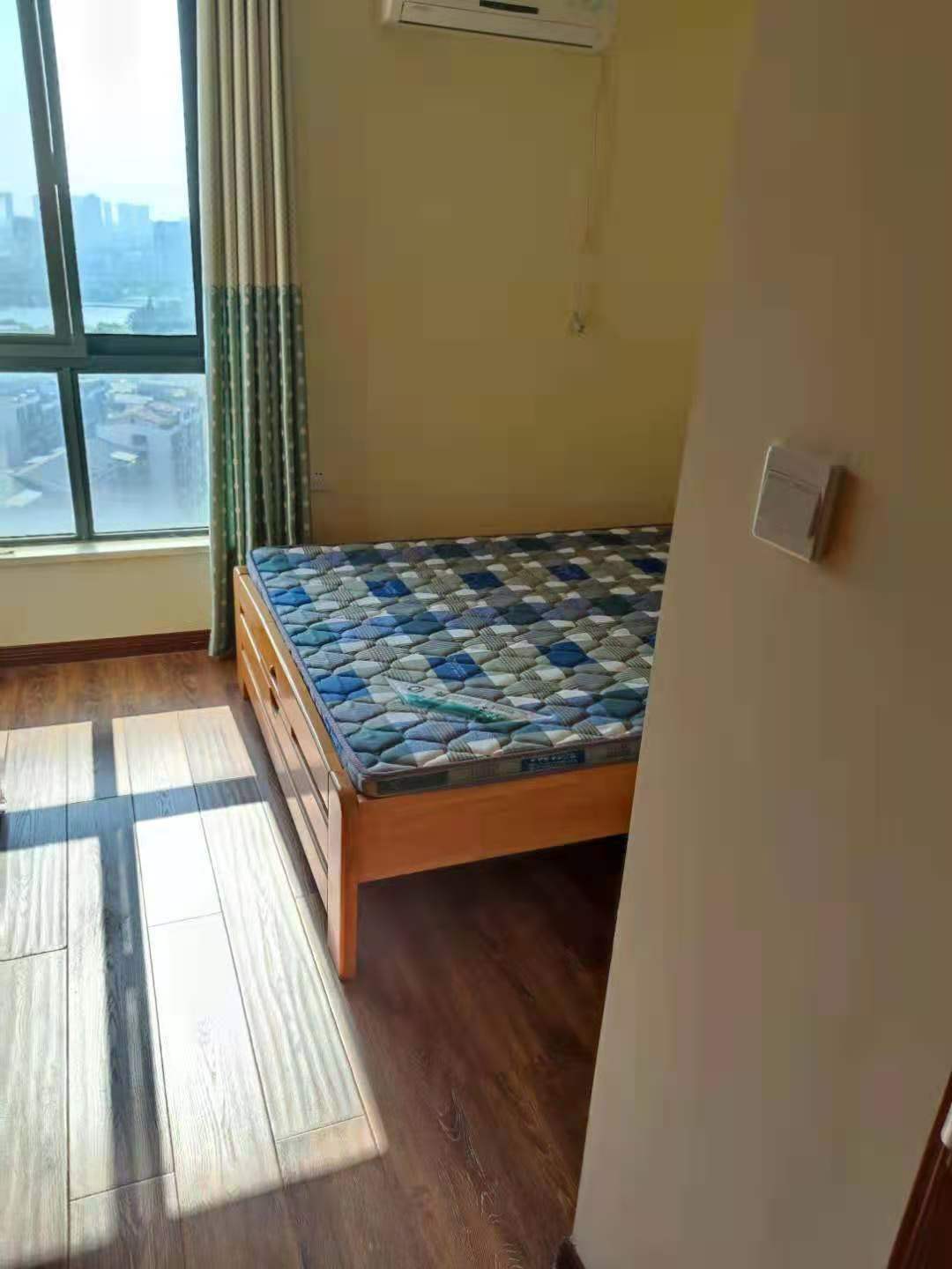 沙市長(zhǎng)港路優(yōu)質(zhì)學(xué)區(qū)房(圖3) 沙市長(zhǎng)港路優(yōu)質(zhì)學(xué)區(qū)房(圖3)