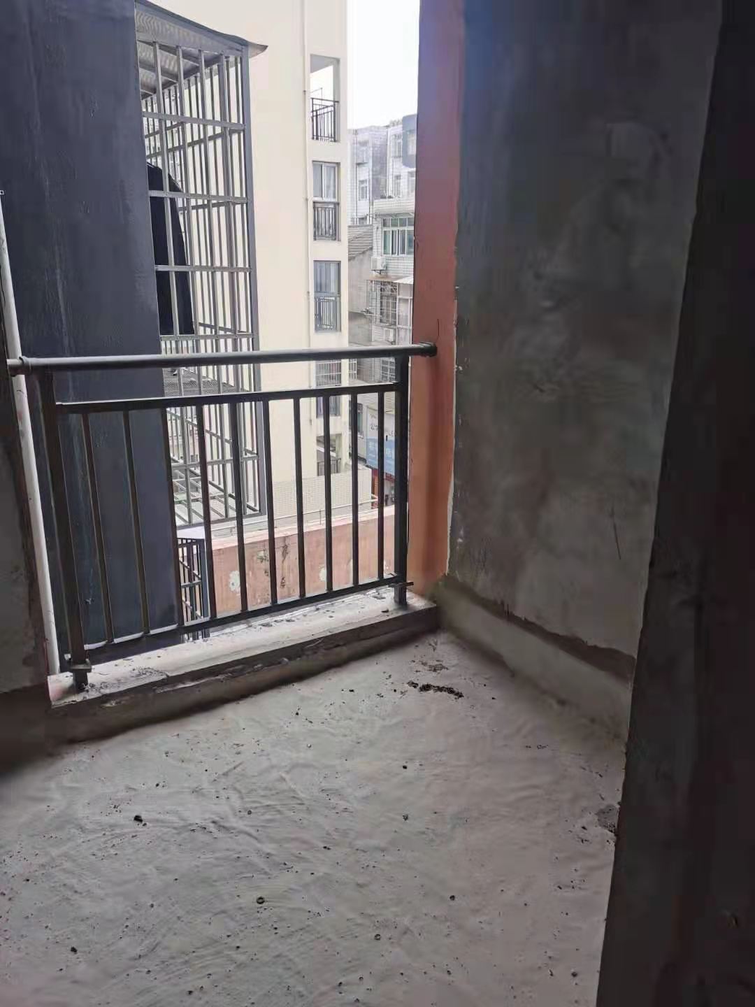 江陵縣“郝穴大市場改造”項(xiàng)目抵稅商品房一批拍賣公告(圖10) 江陵縣“郝穴大市場改造”項(xiàng)目抵稅商品房一批拍賣公告(圖10)