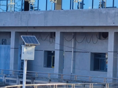 湖北石首市上津湖泵站所屬的廢舊機(jī)器設(shè)備一批